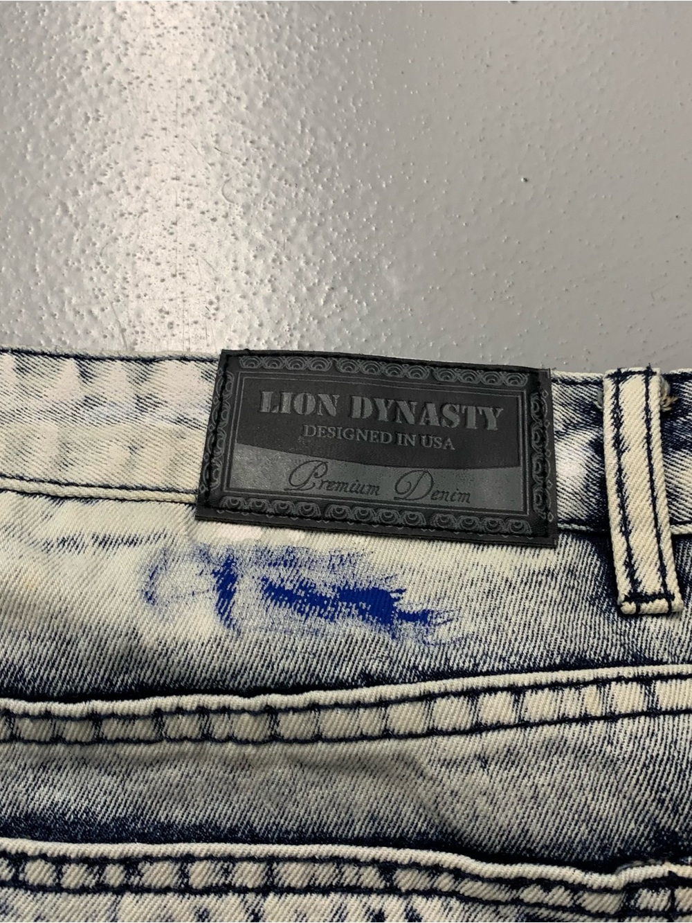 Lion Dynasty Premium Distressed Jeans - Size 42 Slim - Picture 4 of 7